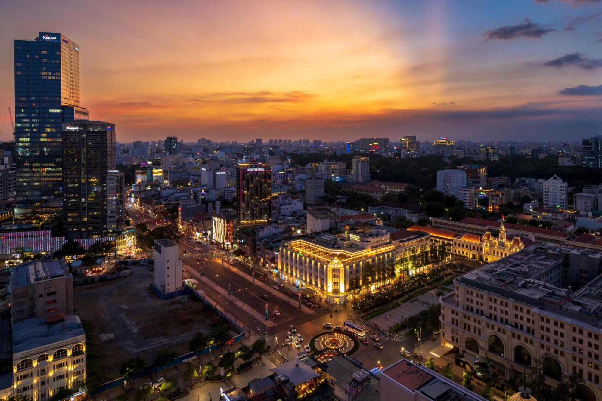 Sheraton Saigon Grand Opera Hotel Хошимін Екстер'єр фото