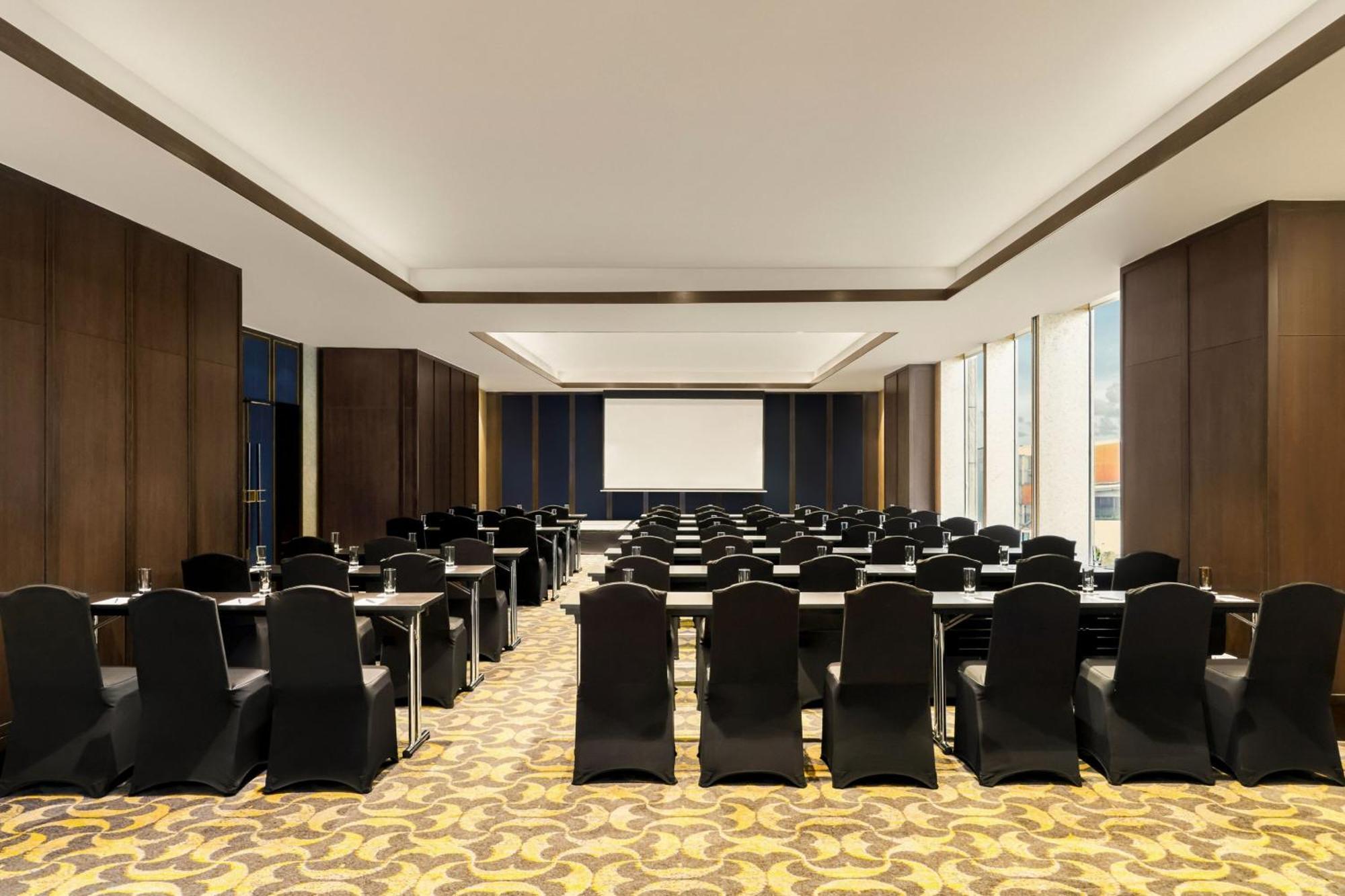 Sheraton Saigon Grand Opera Hotel Хошимін Екстер'єр фото