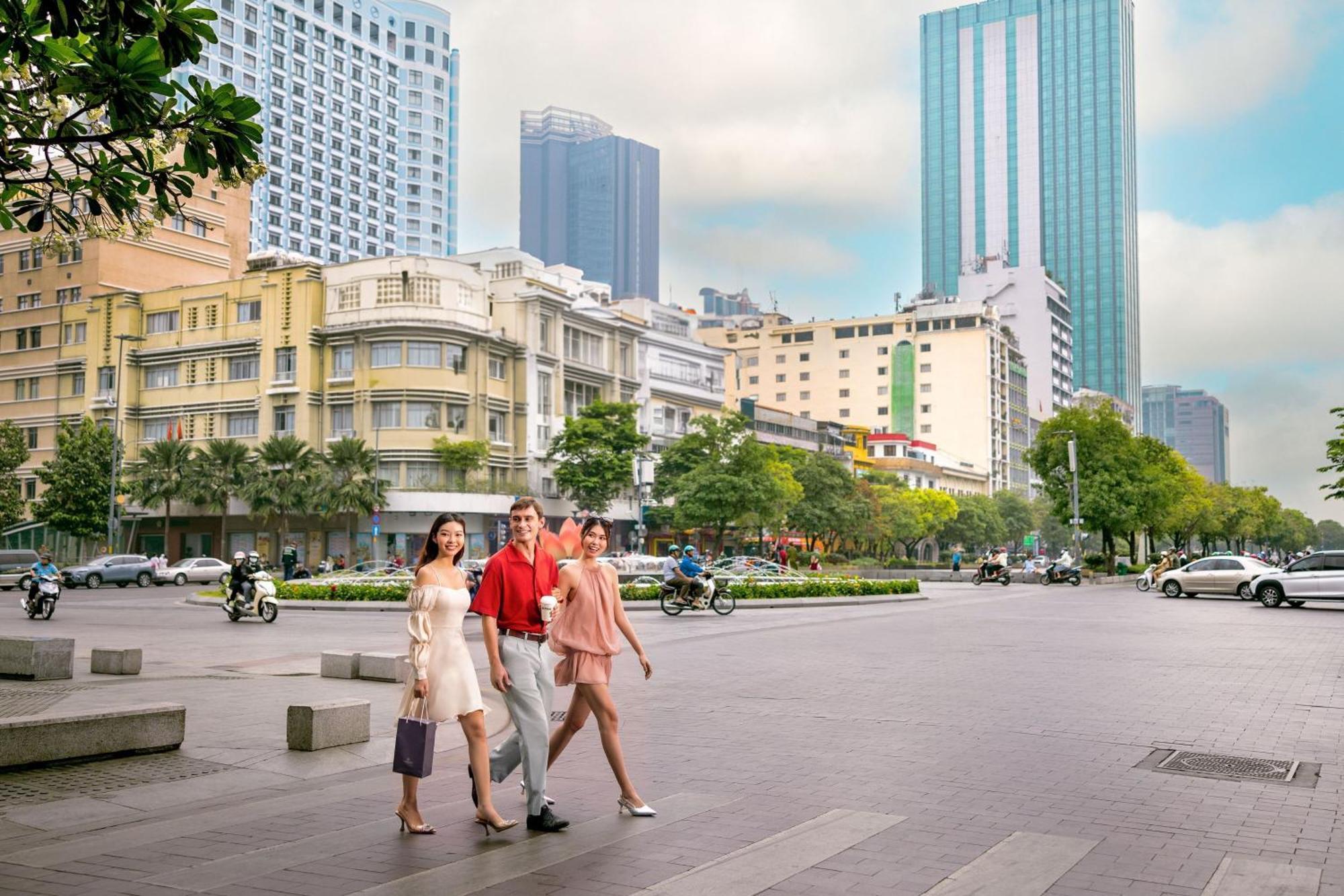 Sheraton Saigon Grand Opera Hotel Хошимін Екстер'єр фото